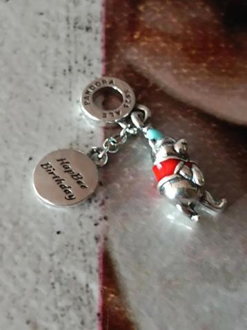 Pandora Disney bedel Winnie de Pooh  beschikbaar voor biedingen
