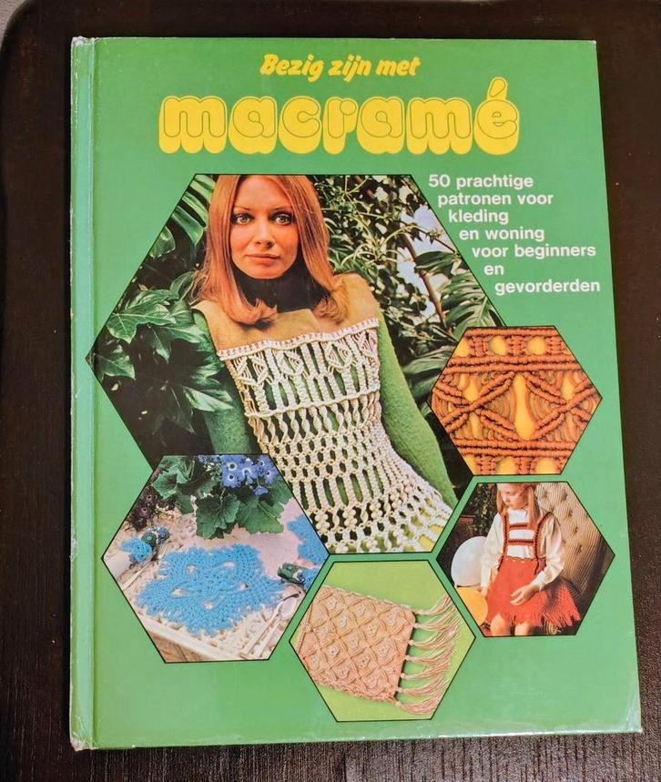 Macramé Boek - Patronen & Uitleg, Boeken, Hobby en Vrije tijd, Gelezen, Breien en Haken, Ophalen of Verzenden