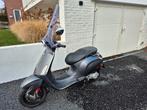 vespa sprint 2017.,  snorscooter, Fietsen en Brommers, Snorfietsen en Snorscooters, Ophalen of Verzenden, Gebruikt, Benzine, Vespa