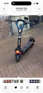 E step zwart Veeley V5 Zwart 2025 ( VASTE PRIJS ), Fietsen en Brommers, Steps, Ophalen of Verzenden, Zo goed als nieuw, Elektrische step (E-scooter)