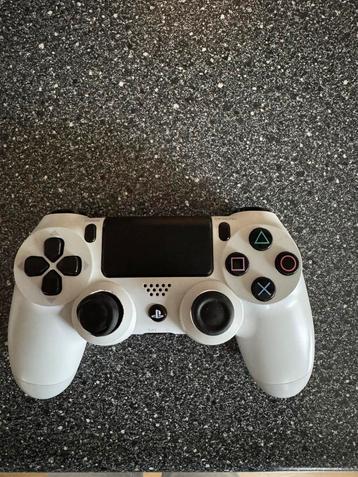  PlayStation 4 (Wit) – Incl.  1 controller beschikbaar voor biedingen
