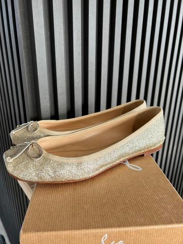 CHRISTIAN LOUBOUTIN  Ballerina Gold Glitter Rosella flat 38 beschikbaar voor biedingen