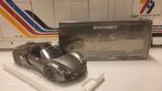 Minichamps Porsche 918 Spyder Grey Metallic - 2013, Hobby en Vrije tijd, Modelauto's | 1:18, Auto, Ophalen of Verzenden, Zo goed als nieuw