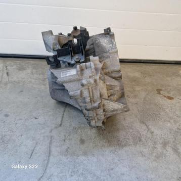VOLVO V50 VERSNELLINGSBAK / P9482296 beschikbaar voor biedingen