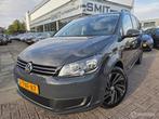 Volkswagen Touran 1.2 TSI BlueMotion Nav/ECC/CC/NLAuto, Auto's, Euro 5, Zwart, 4 cilinders, Electronic Stability Program (ESP)