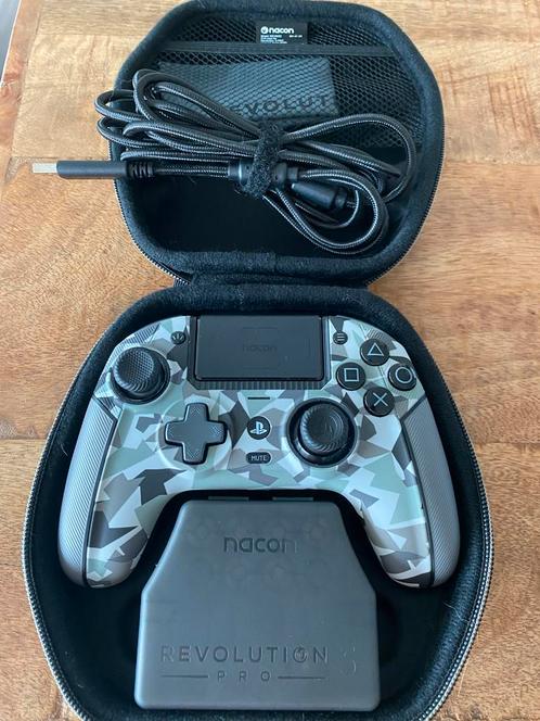 Nacon Revolution 5 Pro Arctic Camo PS5, Spelcomputers en Games, Spelcomputers | Sony PlayStation 5, Zo goed als nieuw, Playstation 5