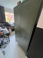 Leger groenen kleding kast, Met hangruimte, Zo goed als nieuw, Metaal, 150 tot 200 cm