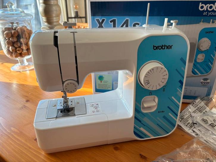 Brother X14S naaimachine | z.g.a.n., Hobby en Vrije tijd, Naaimachines en Toebehoren, Zo goed als nieuw, Naaimachine, Brother
