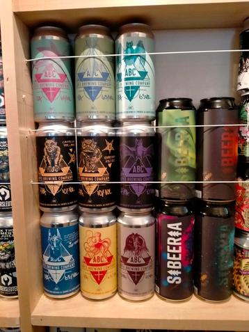 44 lege bierblikjes voor verzamelaar. beschikbaar voor biedingen