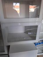 nette wandvitrines. Ikea Besta, Nieuw prijs 94 euro per stuk, Huis en Inrichting, Kasten | Vitrinekasten, Ophalen, 50 tot 100 cm