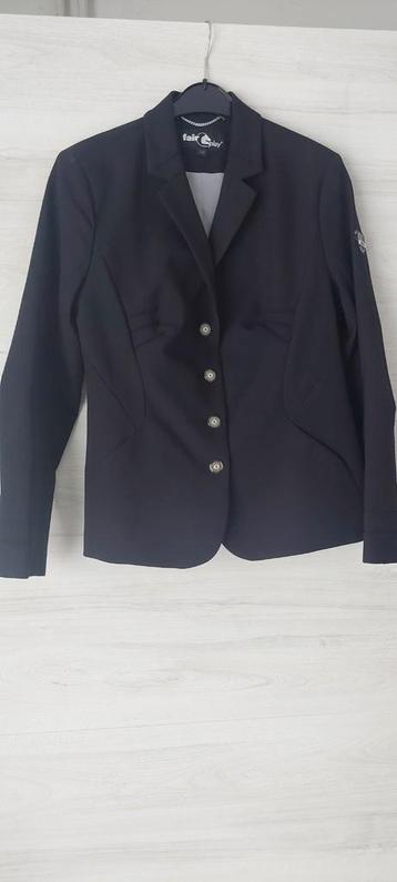 Dressuur jasje  beschikbaar voor biedingen