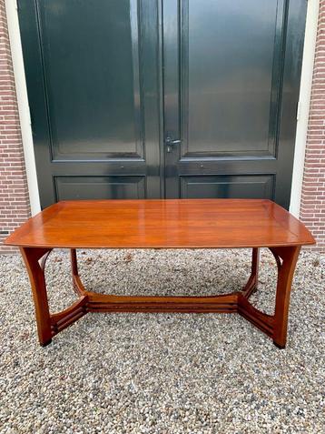 Schuitema Art Nouveau eettafel beschikbaar voor biedingen
