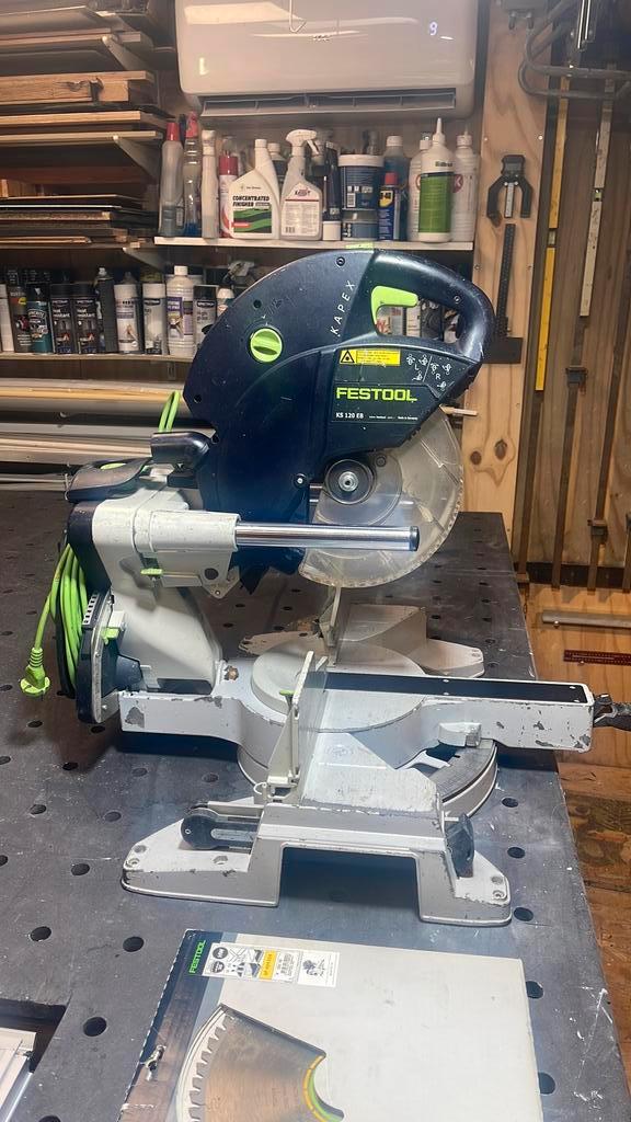 Festool kapex KS 120 EB. Incl 3 nieuwe zaagbladen., Doe-het-zelf en Verbouw, Gereedschap | Zaagmachines, Gebruikt, Afkortzaag