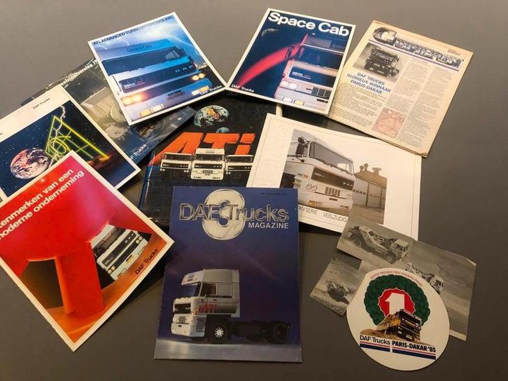 DAF Trucks Brochures en Documentatie jaren ‘80, Boeken, Auto's | Folders en Tijdschriften, Gelezen, Ophalen of Verzenden