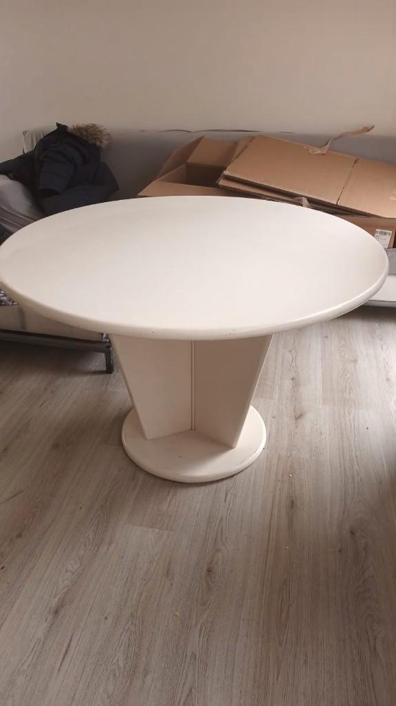 Gratis ronde eet tafel ophalen Mijdrecht (moet nu weg), Huis en Inrichting, Tafels | Eettafels, Gebruikt, 100 tot 150 cm, 50 tot 100 cm