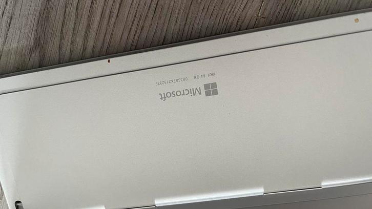 Microsoft Surface Go 3 - 64GB - WiFi, Computers en Software, Windows Tablets, Gebruikt, Wi-Fi, 11 inch, 64 GB, Uitbreidbaar geheugen