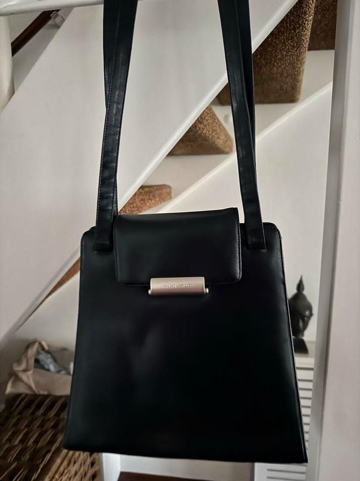 Mandarina Duck Handtas - Grote Hengsels, Sieraden, Tassen en Uiterlijk, Tassen | Damestassen, Gebruikt, Handtas, Zwart, Ophalen of Verzenden