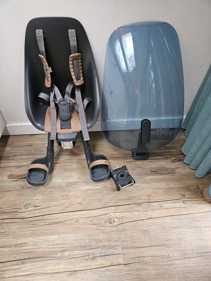 Urban Iki Voorzitje + Windscherm - Goede Staat, Fietsen en Brommers, Fietsaccessoires | Fietsstoeltjes, Ophalen of Verzenden