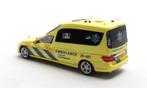 Matrix 1:43 Mercedes Benz Ambulance Flevoland First Responde, Hobby en Vrije tijd, Modelauto's | 1:43, Overige merken, Matrix Scale Models