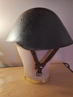Vintage Legerhelm DDR  MVA Maat 56, Verzamelen, Ophalen of Verzenden, Overige soorten, Overige gebieden, Helm of Baret
