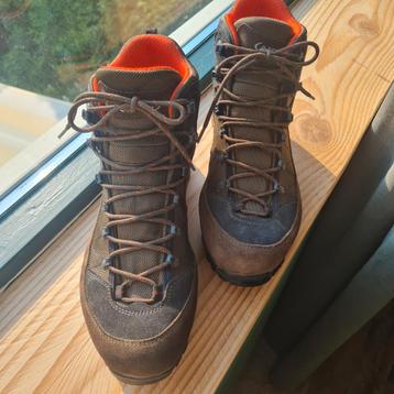 AKU Gore-Tex wandelschoenen – Vibram zool beschikbaar voor biedingen