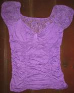 Paars rockabilly pin up shirt met kant en een sexy halslijn., Paars, Ophalen of Verzenden, Zo goed als nieuw, Korte mouw