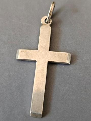 5 kleine antieke zilveren kruisjes.  Ketting hangertjes.  beschikbaar voor biedingen