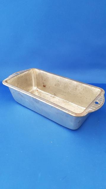 Vintage metalen bakblik of cakeblik, Skyline England. 7A8 beschikbaar voor biedingen