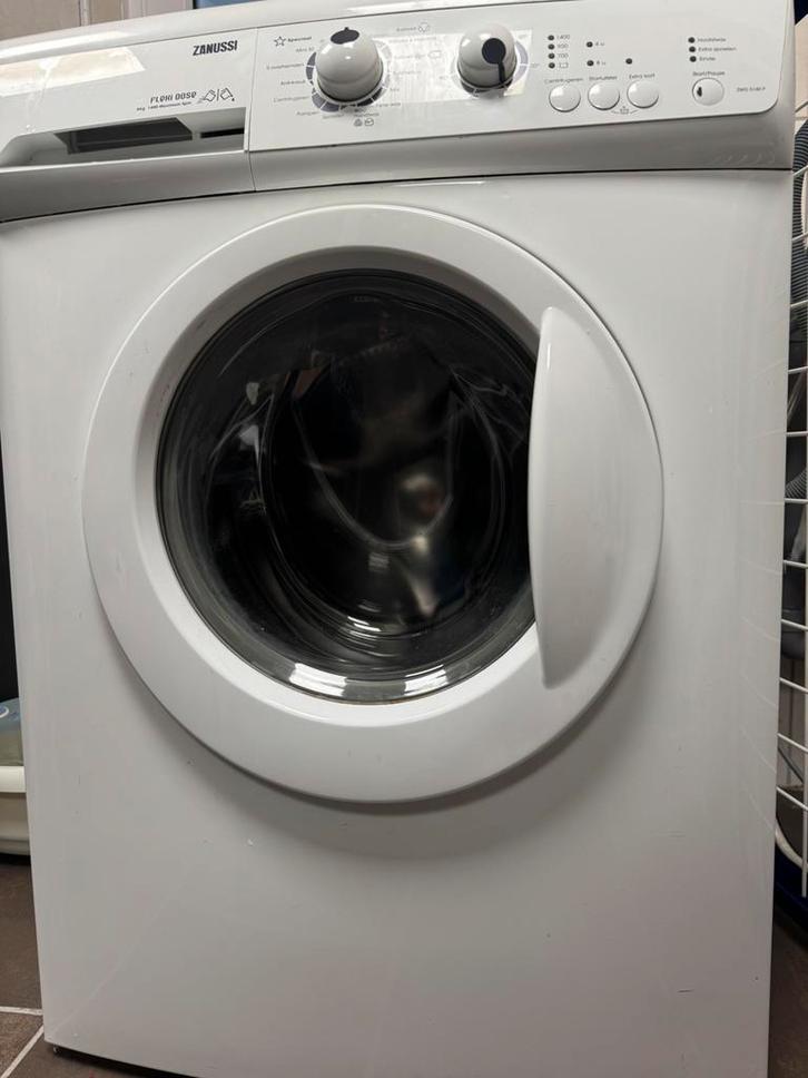 Zanussi wasmachine, Witgoed en Apparatuur, Wasmachines, Gebruikt, Voorlader, 4 tot 6 kg, 85 tot 90 cm, 1200 tot 1600 toeren, Energieklasse A of zuiniger