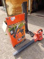 Bladblazer BLACK+DECKER GW3050-QS, amper gebruikt, Ophalen, Handgedragen, Zo goed als nieuw, Met neuswiel