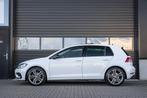 Volkswagen Golf 1.5 TSI Highline Business R-Line 150PK|PANO|, Stof, 4 cilinders, 150 pk, Wit