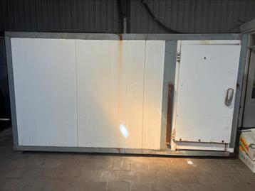 Unit mobiele werkplaats opslaghok werkplaats circs 5x2x2,3m beschikbaar voor biedingen