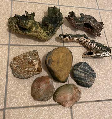 Aquarium ornamenten, alles voor 5,- beschikbaar voor biedingen