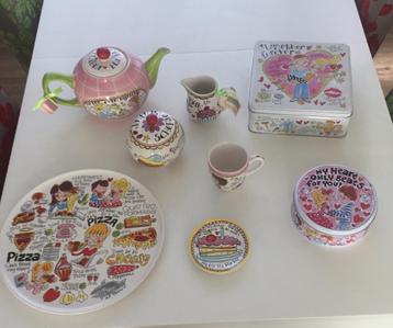 Blond Amsterdam Servies 8 delige Collectie beschikbaar voor biedingen