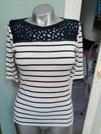 Marccain prachtig shirt wit blauw zwart mt 3, Kleding | Dames, Maat 38/40 (M), Wit, Ophalen of Verzenden, Zo goed als nieuw