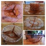 Diversen roze persglas gebaksstel + 12 bordjes en schaaltjes, Ophalen of Verzenden