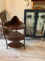 Vintage hoekkastje, Ophalen