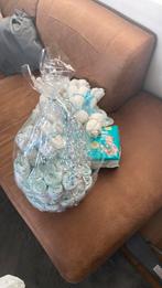 Luiers maat 2 en 4 gratis, Ophalen of Verzenden, Zo goed als nieuw, Glas of Kopje