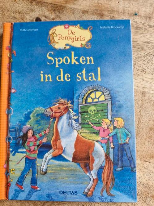 Melanie Brockamp - Spoken in de stal, Boeken, Kinderboeken | Jeugd | onder 10 jaar, Zo goed als nieuw, Ophalen of Verzenden