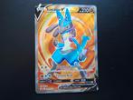 Lucario v Promo SWSH213, Hobby en Vrije tijd, Verzamelkaartspellen | Pokémon, Ophalen of Verzenden, Nieuw