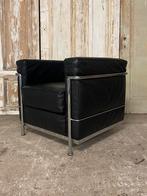 Hoogwaardige replica Cassina Le Corbusier Fauteuil LC2 leer, Huis en Inrichting, Fauteuils, Ophalen, -, Minder dan 75 cm, -