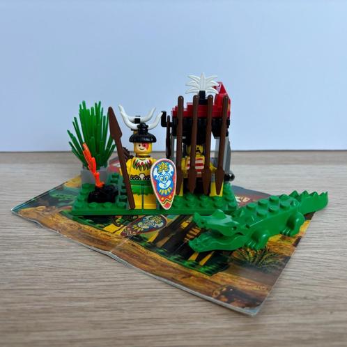Vintage lego 6246 eilandbewoner met krokodil en gevangen pir, Kinderen en Baby's, Speelgoed | Duplo en Lego, Gebruikt, Lego, Complete set