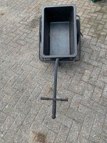 Fiets kar beschikbaar voor biedingen