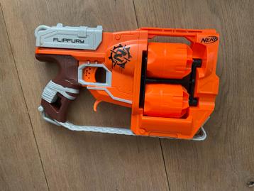 Nerf Flipfury blaster leuk voor 5-12 beschikbaar voor biedingen