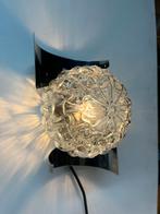 Vintage space age wandlamp chrome met glazen bubbel bol, Ophalen of Verzenden, Gebruikt, Glas, Vintage space age jaren 70 retro