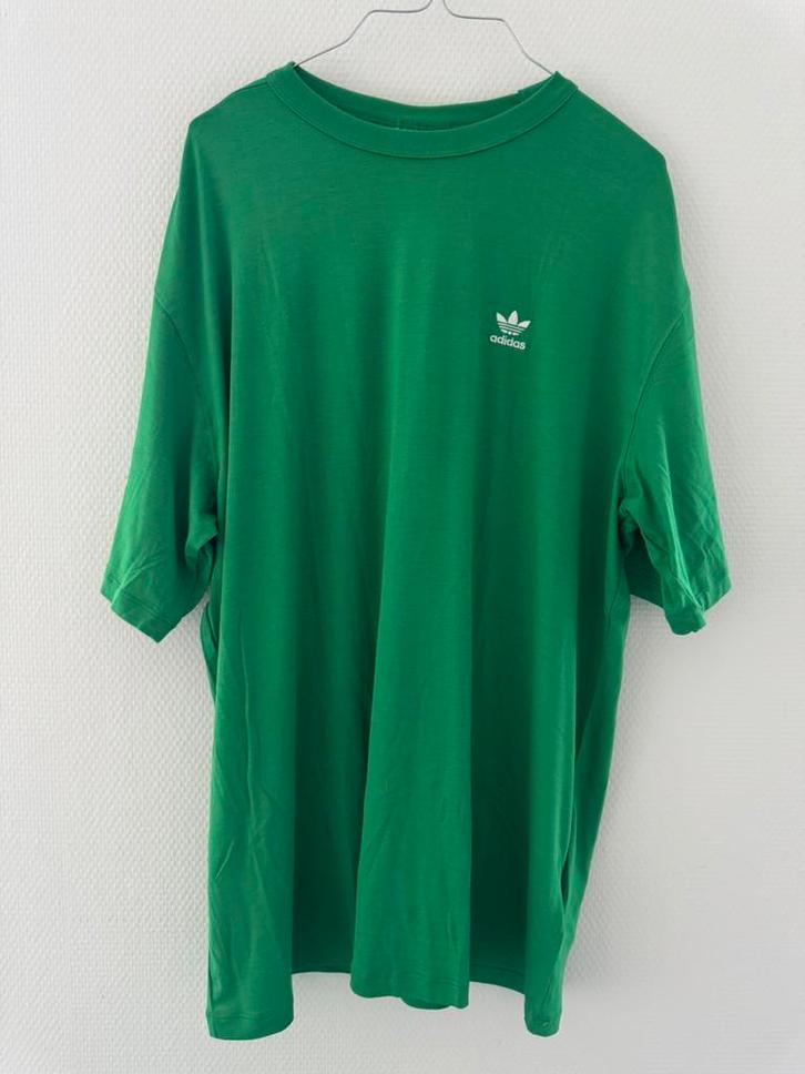 Adidas Trefoil | T-shirt | Groen | Maat M | Nieuw, Kleding | Heren, T-shirts, Nieuw, Maat 48/50 (M), Groen, Ophalen of Verzenden
