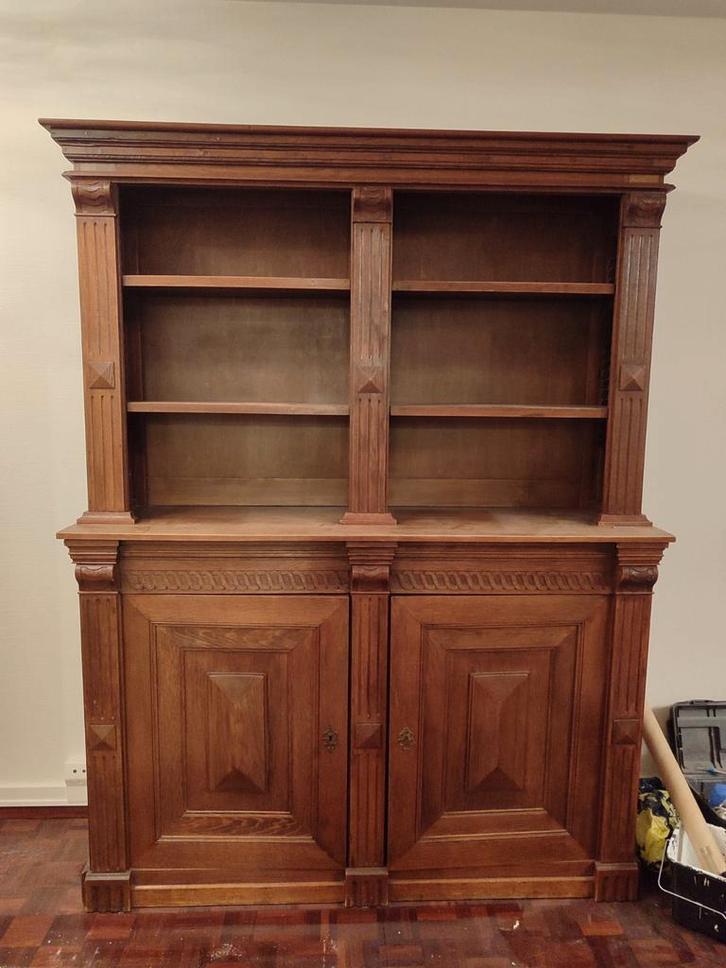 Antieke houten kast, Huis en Inrichting, Kasten | Buffetkasten, Gebruikt, 150 tot 200 cm, 150 tot 200 cm, 50 tot 75 cm, Ophalen
