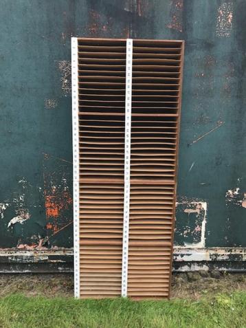 combi v 4 houten sorteer kastjes genummerd 1-100 beschikbaar voor biedingen