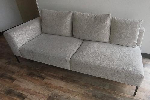 Mooie zgan long chair, lounge bank, Montel Sava, Huis en Inrichting, Banken | Bankstellen, Nieuw, Rechte bank, Ophalen of Verzenden