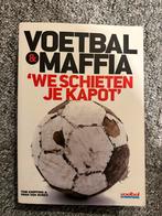 Voetbal & Maffia - Tom Knipping & Iwan van Duren, Ophalen of Verzenden, Gelezen, Balsport
